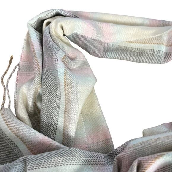 100% Pure Cashmere Made in Scotland Plaid Womens Fringe Pink Gray Scarf 68x12" - Picture 8 of 15